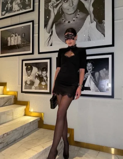 Senzuală si jucăușă