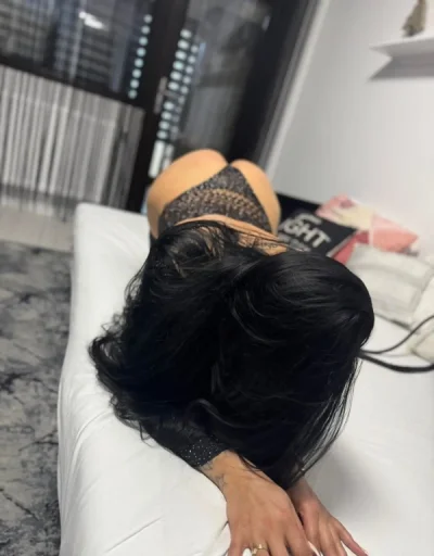 Anabela poze reale :) Bruneta ta , 1.80 !!