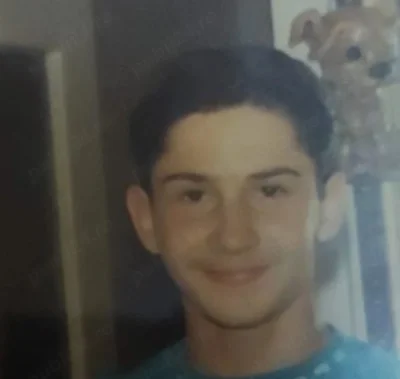 Bull dotat simpatic caut cuplu sau nimfomane MILF