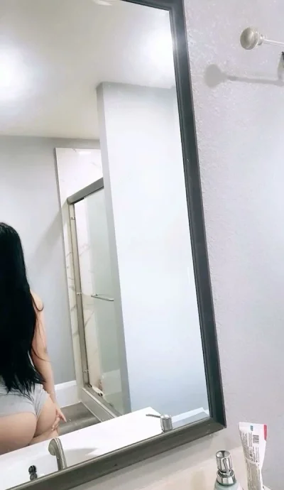 Feminitate, echilibru și un strop de magie