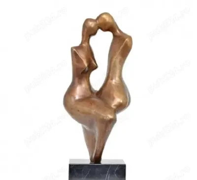 Companie si clipe pline de pasiune impreuna, momente intime