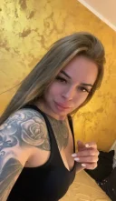 Buna sunt Amira fac si deplasarii - imagine 1