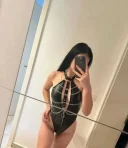 Bruneta sexy - imagine 2