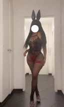 Bomba sexy azi am ajuns zona universitate - imagine 1