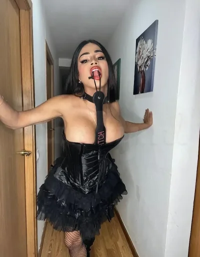 TS DOTATA Fac doar show la web sau am filmulețe