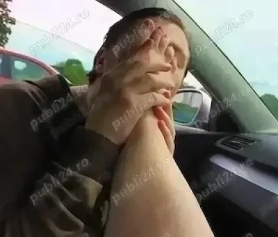 Barbat matur caut doamna pt adorarea picioarelor, indiferent varsta sau aspectul fizic!