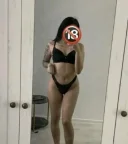 Buna sunt diana fac si deplasări ( am si pirsing in limba ) - imagine 2