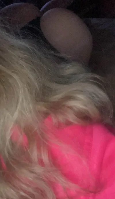 Show web si apoi intalniri sms Whapp