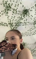 Puștoaică vă aștept cu mesaj pentru a ne distra - imagine 5