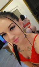 Bruneta sexy - imagine 3