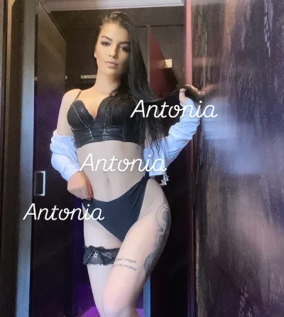Antonia -Bruneta - 23 ani
