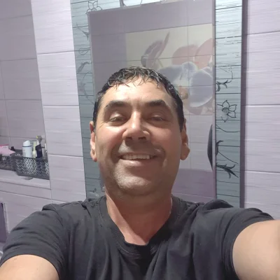 Numele meu Marius. Îmi place să experimentez lucruri noi
