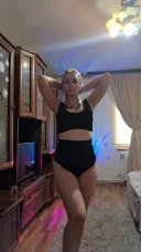 Buna eu sunt Antonia - imagine 5